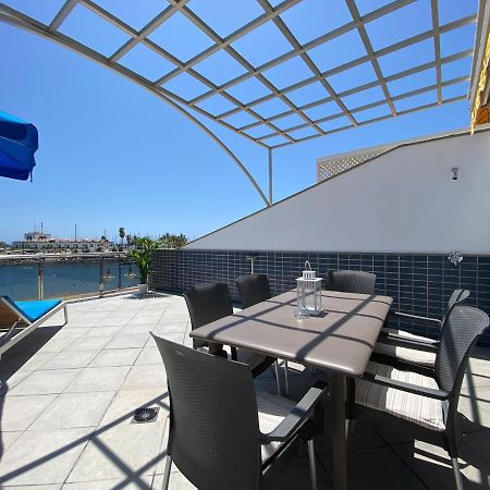 Billy'S Beachfront Apartment With Pool Access 푸에르토 데 모간 외부 사진